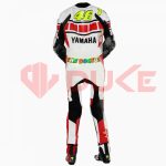 valentino-rossi-yamaha-motogp-_spain_-2005-leathers-front2400.jpg